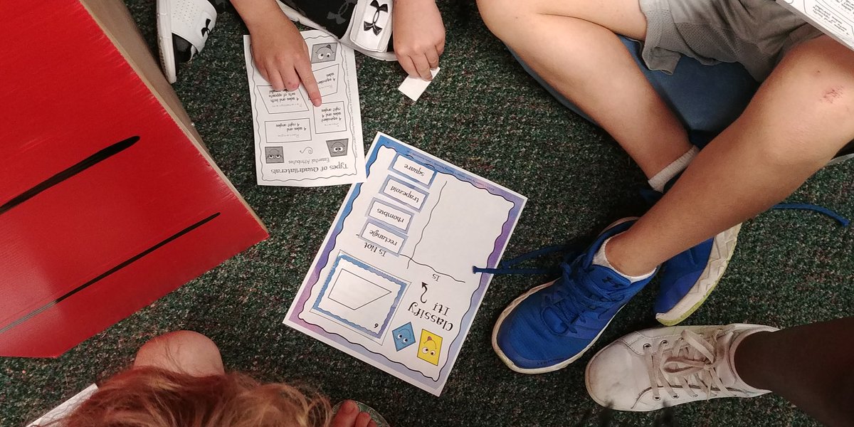 loonyteacher's tweet photo. #ripon3rd Ss classify quadrilaterals by discussing attributes. https://t.co/DrQrKfwfu1