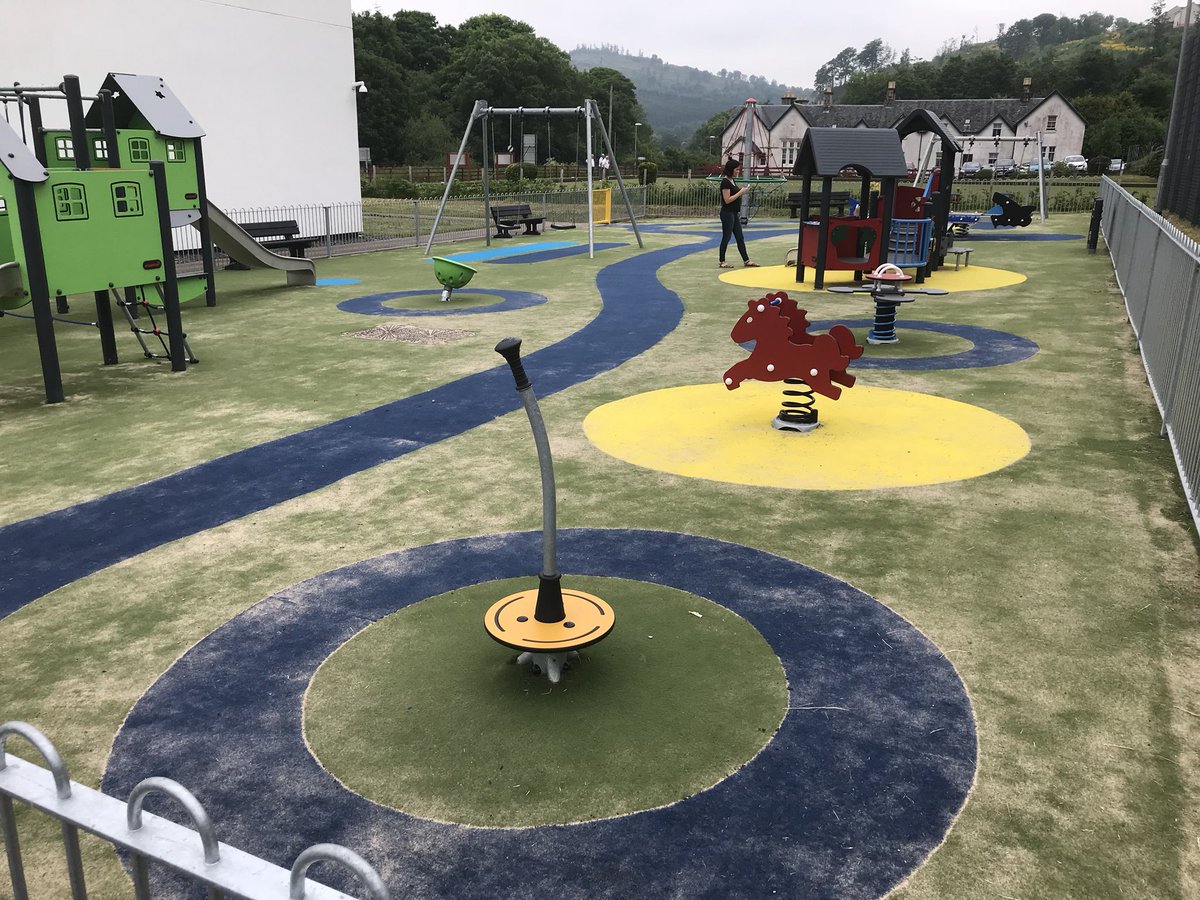 ShaunPatrickNS's tweet photo. Lovely new playground at Inverkip using @NottsSport @NS_ChildsPlay surfacing. Great partnership with @KompanUK for @inverclyde #play https://t.co/SklZr4VbNn