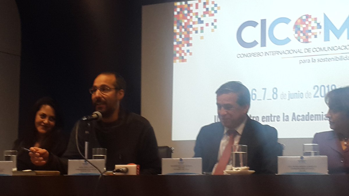uazuay's tweet photo. "Lanzar un Congreso de Comunicación de esta magnitud, es para nosotros, como organizar un Mundial de Fútbol"- @mundozibell, Coordinador de nuestra Escuela de Comunicación #UDA50años https://t.co/NkmxYFuIww