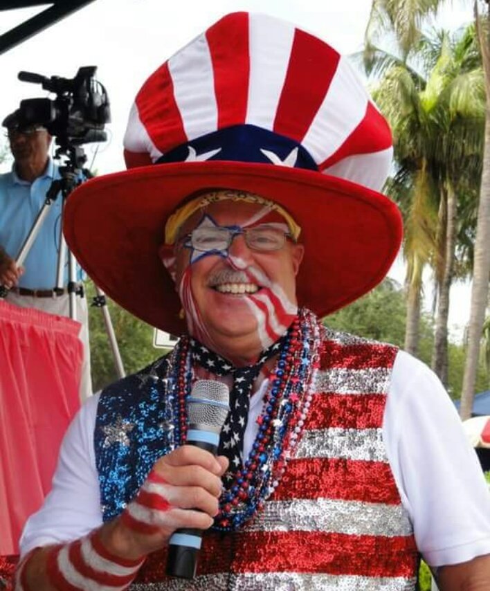 4thKeyBiscayne's tweet image. National Smile Day? We're in!! 

#NationalSmileDay #kb4th