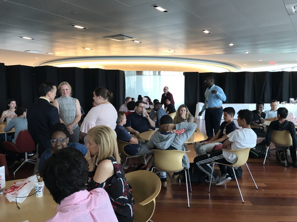 EducatingMANka's tweet image. THX to @PStevelman &amp;amp; @NatWest w/ @ECSatSHS to celebrate our end of year workplace learning course with @SPEFct mentors &amp;amp; our amazing students!  Thanks to @SPSSuper for sharing this great day! #spschallenge #SPSinspire #SPSinspire - the future is bright!