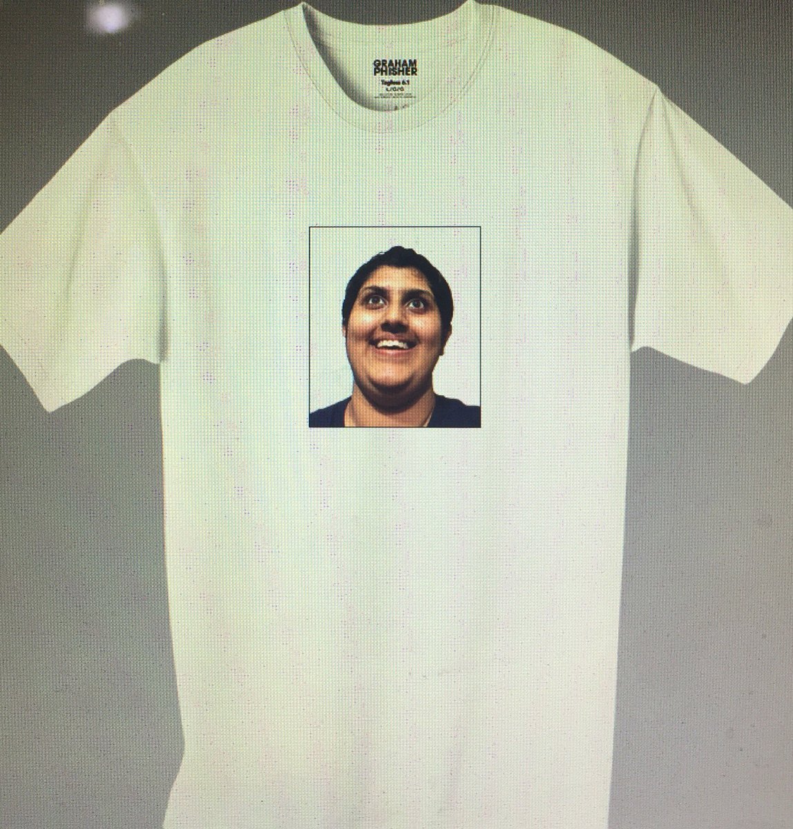 brokenweaboo's tweet photo. When you’re bored and you make t-shirts out of your face cause why the hell not #tired #bored #graduatedlife https://t.co/fJKKRmheeE