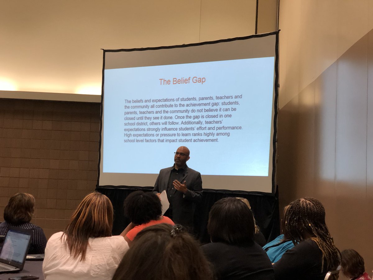 Amazing session with @citizenstewart. Totally worth waiting in line for. #LATeacherLeaders