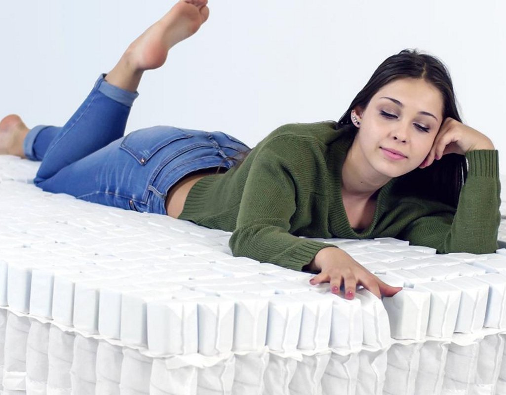 posturevideos's tweet photo. How To Sleep + Best Mattress In A Box - https://t.co/JpXolQevsn #sleeppositions #posturedoctor #bestmattress #sleepovation https://t.co/4jMKDZ63Ze