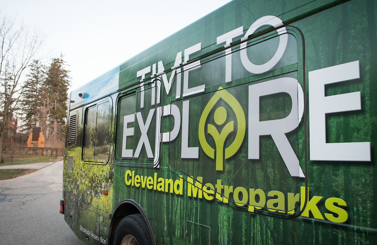 clevemetroparks's tweet photo. Use public transportation – to locate the nearest @GCRTA station, visit: https://t.co/ywE5hENRed #EdgewaterLIVE #ELTravelTips https://t.co/CcI1uVLx8N