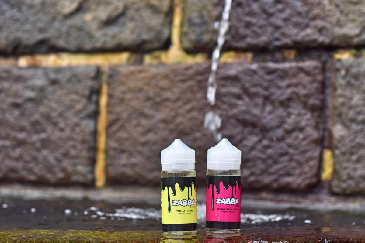 ethosvapors's tweet photo. 💛🍓The Choice is Simple
Choose something Delicious! 😤

#ethosvapors #Zabba #vanillavapes  #strawberryvape #flavorfordays #vapecanada #vapecanadian #vapevancouver #vaporgram #vapersofinstagram #VapeAddict #VapeLove #vapemovement #vapesafe #vapingstyle #vapelyfe #vapefriends https://t.co/kkwIhvROlU