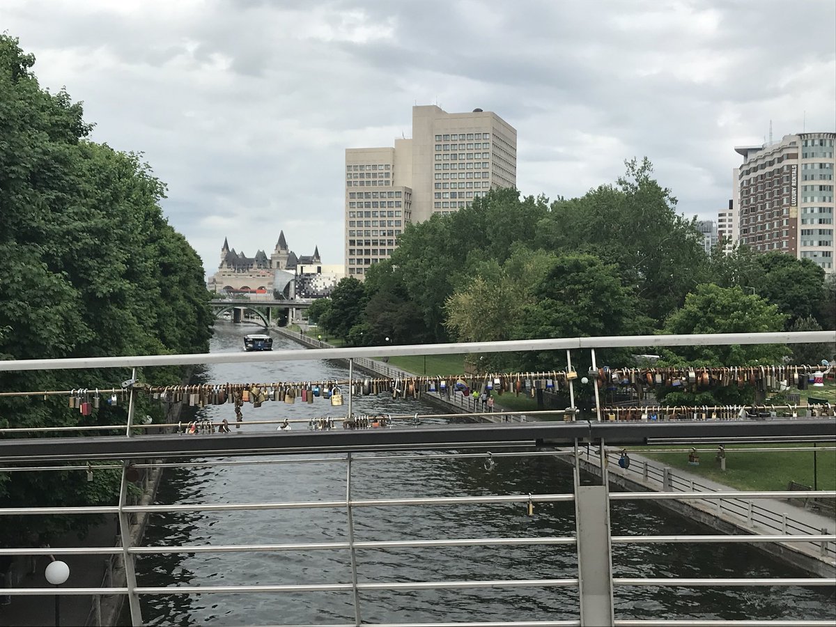 MsMadden81's tweet photo. Beautiful 14 km bike ride along the Rideau Canal &amp; Dows Lake, an opportunity 2 c views of the city &amp; experience top notch biking infrastructure #lisgartrip2018 #Ottawa https://t.co/y2HuC6SSYN