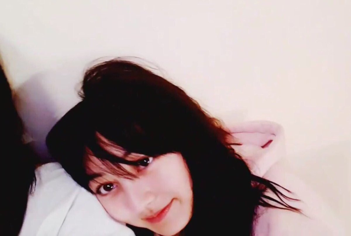 jihyot's tweet photo. malam https://t.co/KLnujGtzNw