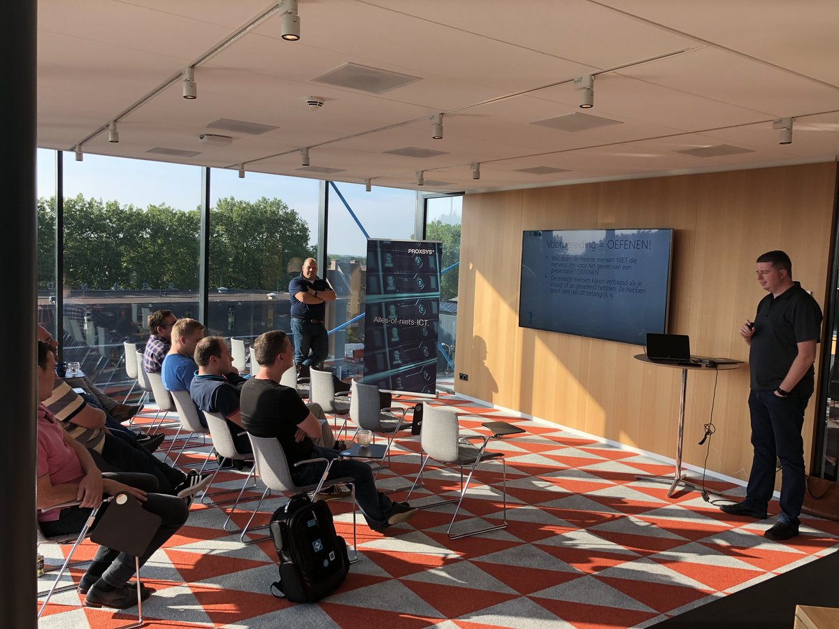 erikloef's tweet photo. Expertslive Speaker Training @ExpertsLiveNL @BertWolters @maarten_goet @PROXSYS_NL https://t.co/B1fdywxATr