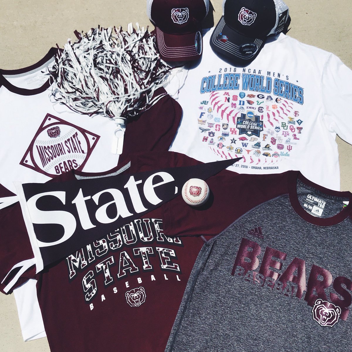 MoStateBkstore's tweet image. Good luck @msubearbaseball this weekend in the Oxford Regional!! Stop by to grab your Bears gear before the games!! 🐻⚾️ #BearUp #MoState #MSUBearsBaseball #OxfordRegional