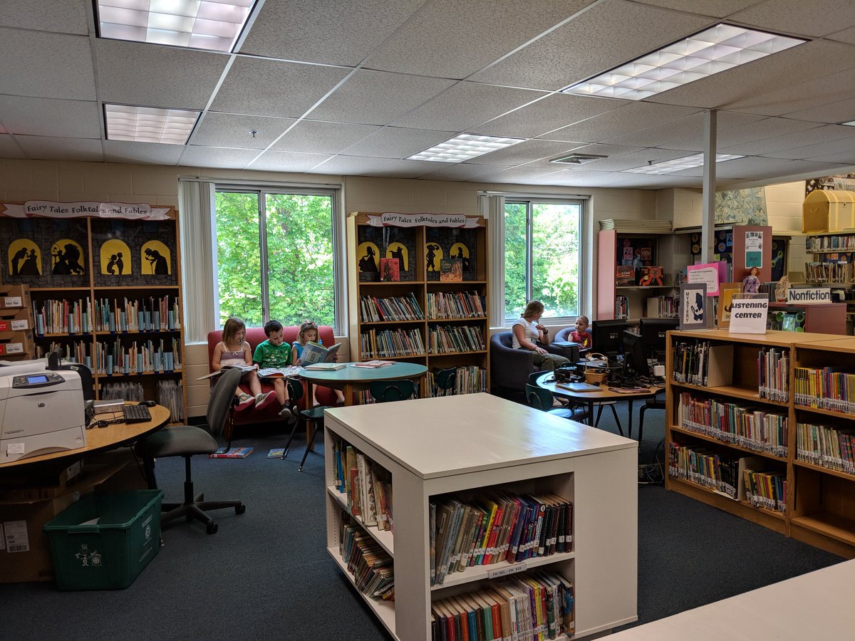 Beautiful day to read in the MSS Library