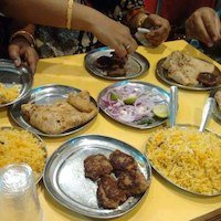 FOODIEGOINDIA's tweet photo. GRANDSON OF TUNDAY KEBAB
@LUCKNOW #Kebabsaresoawsome #cantforgetinlifetime #indiaisbest #varietiesoffood https://t.co/prIhMkGLwJ