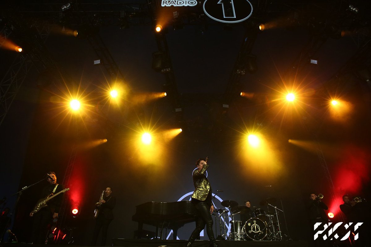 B @brendonurie during the @BBCR1 #BiggestWeekend - May 27,2018
credit to @riotmag_uk /@Troubleshooteur 
#panicatthedisco #brendonurie #PrayForTheWicked #live