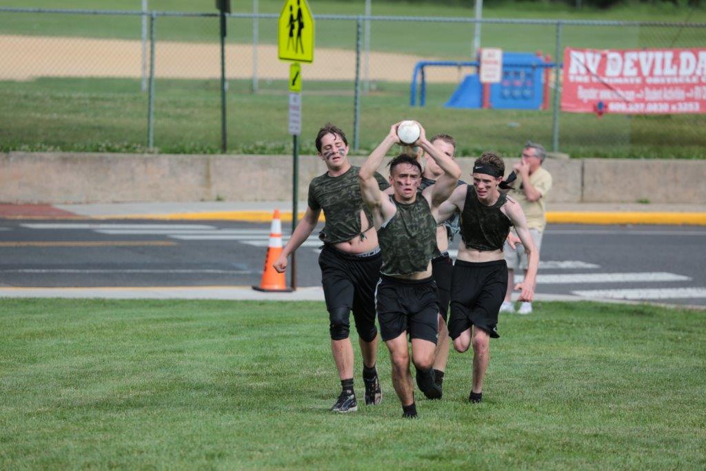 rvdevildash's tweet photo. @6abc, @RVRHS1 hosts its RV Devil Dash tomorrow at 3! Come check out hundreds of SJ participants tackle 42 obstacles in a 1-mile race to support military causes. https://t.co/1OZL0Sdbez https://t.co/obWiNwsx64