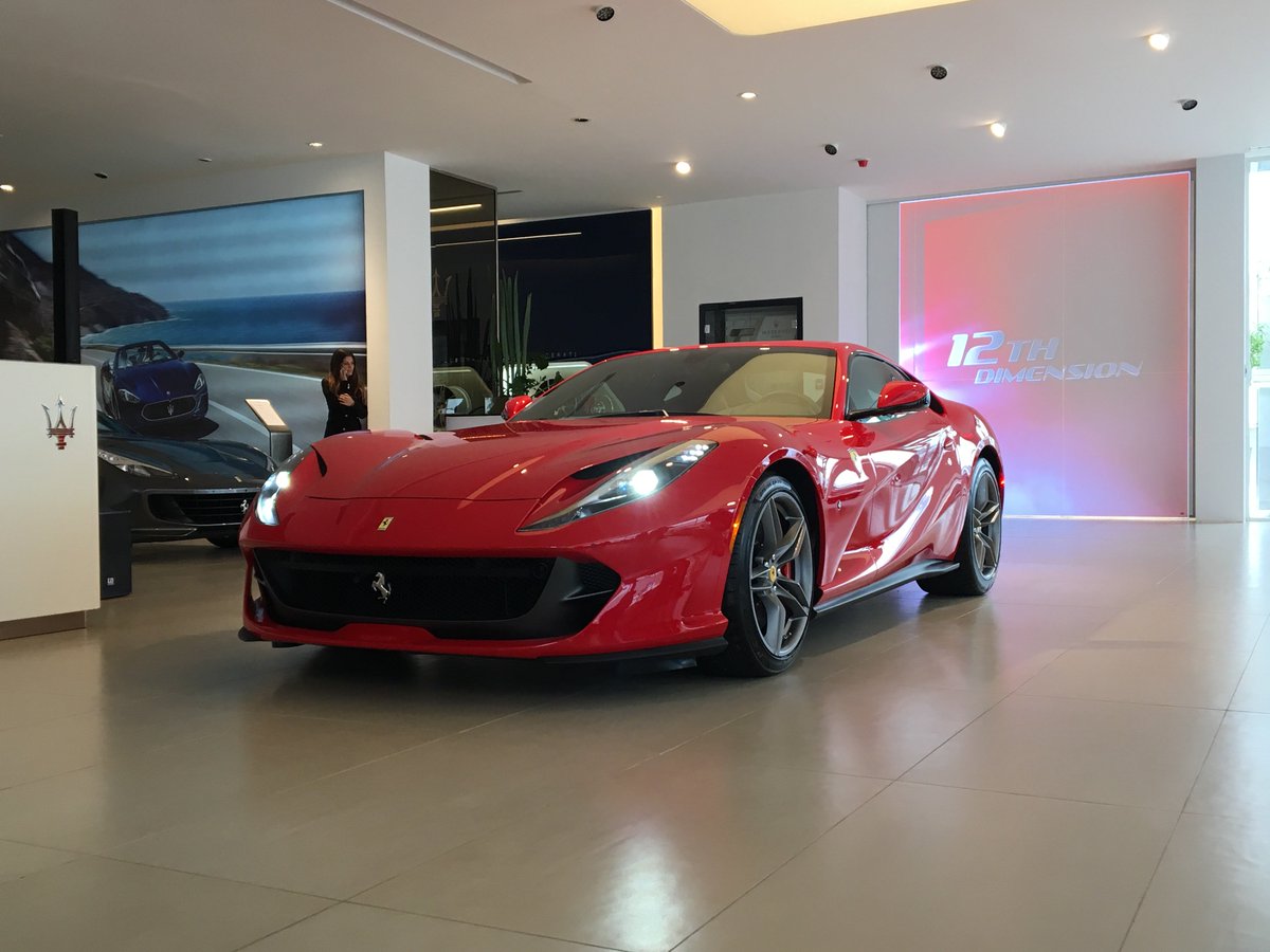 Una foto del lanzamiento del Ferrari 812 Superfast del dia de ayer #Ferrai #Ferrari812superfast #812superfast #ferrari812sf