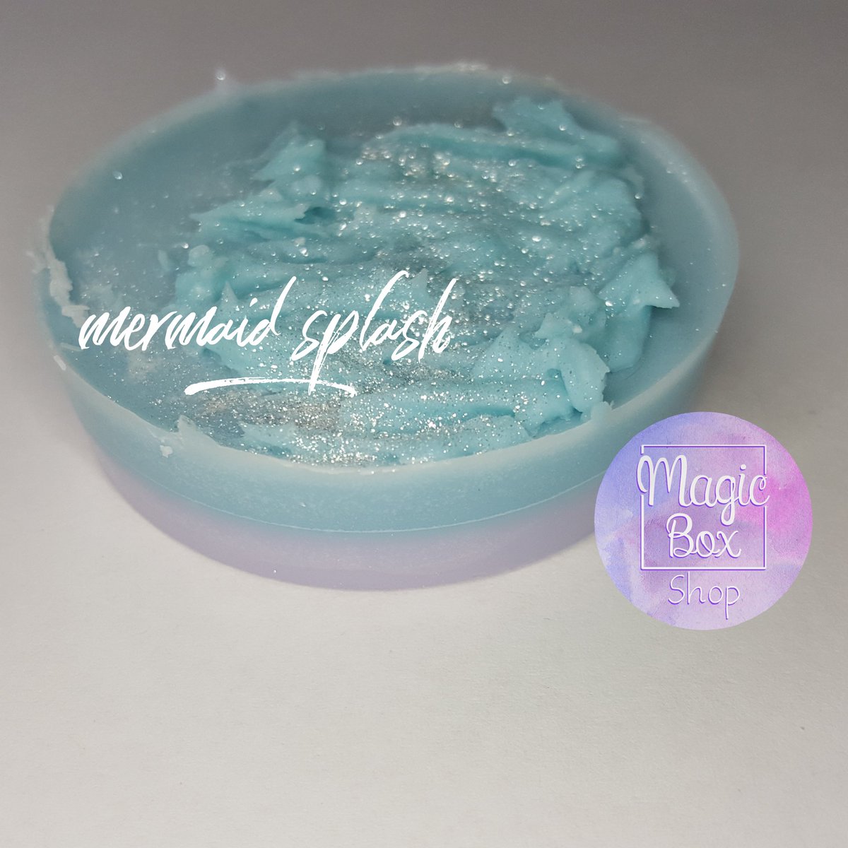 magicboxshopUK's tweet photo. Our beautiful mermaid splash #vegan #waxmelt 😍👌 it's had a revamp 😎😜.. #subscriptionbox
 #UK #ecosoy #crueltyfree #selfloveisnotselfish #selflove #meditation 
#Subscribe to yours @ https://t.co/D6rvLLjVAK https://t.co/fq53Q7eOwb
