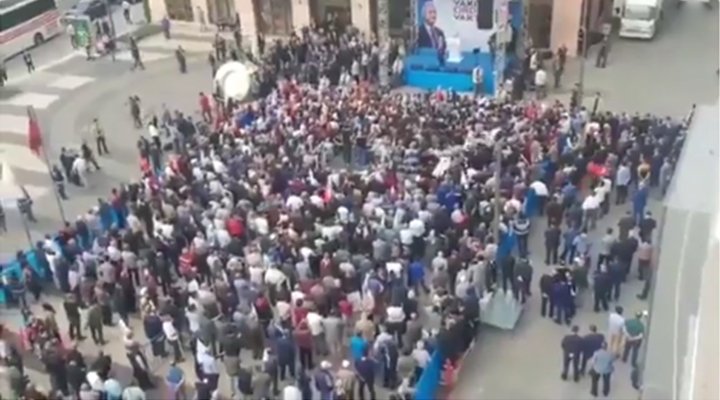 AKP'nin yüzde 61.8 oy aldığı kentte, Binali Yıldırım'a miting şoku
goo.gl/ZSo6Dw