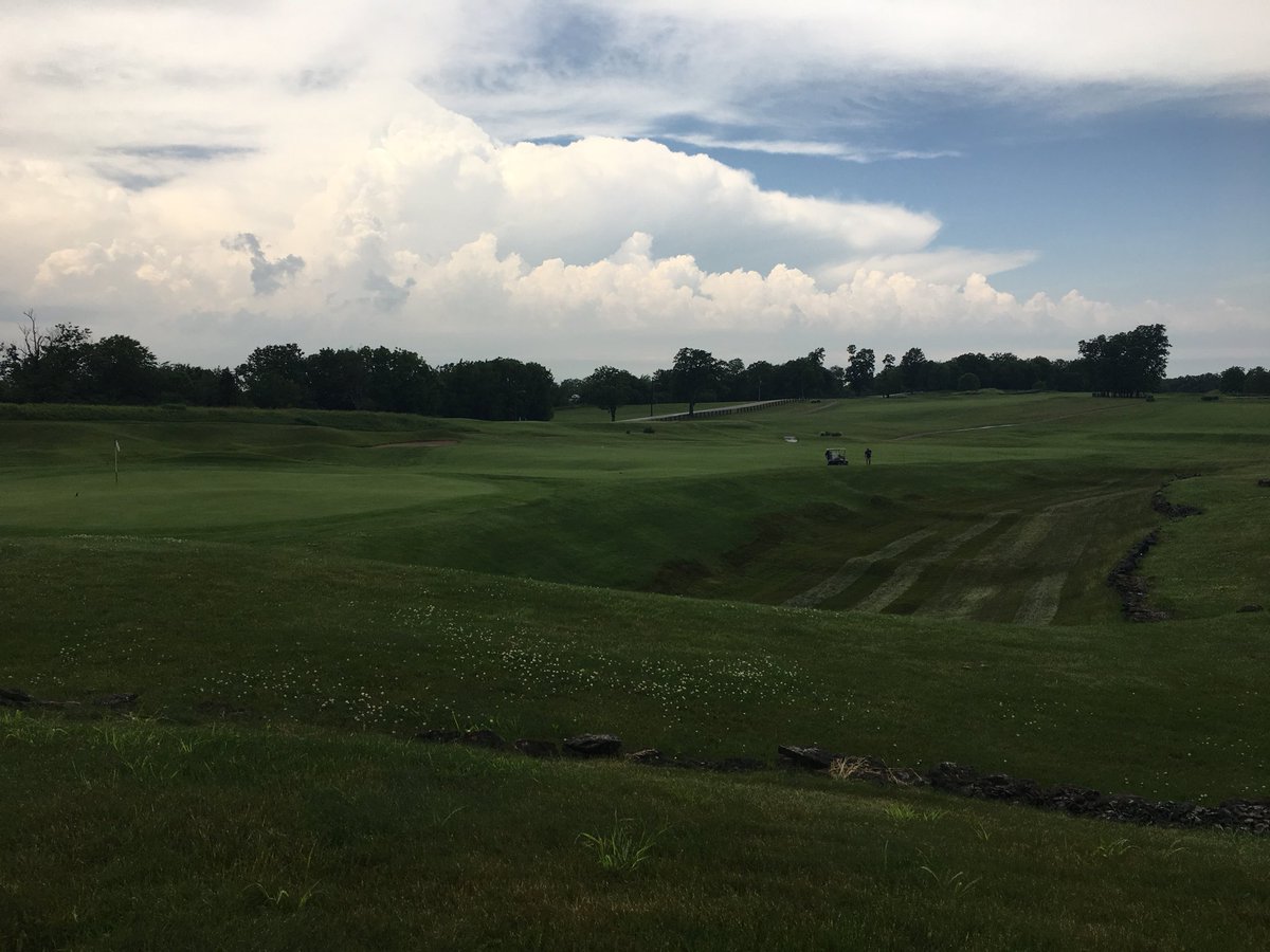 Playgolflex's tweet photo. There’s a new look to 18 at Kearney Hill https://t.co/RFY7YrsNxZ