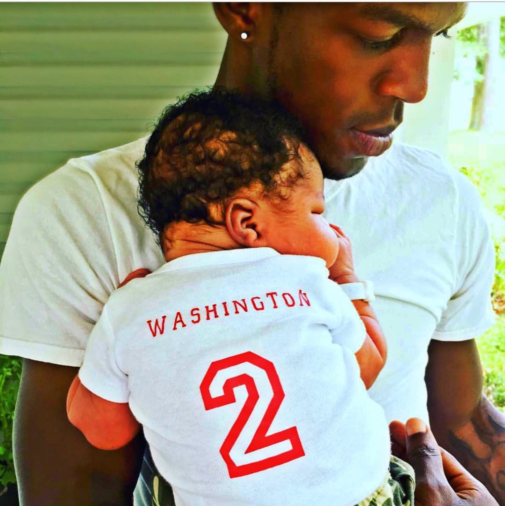 Mukdaceo's tweet photo. Happy terrible 2 to my Jr, no matter wat anybody tell u i love u wit everything in me,kant celebrate it wit u today but as soon as we reunite itโs gon be epic #MukaJr #BdayBoy #ForevaLoyal https://t.co/bPHgd4OrRi