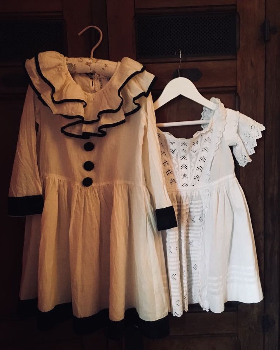 milliewarnerire's tweet photo. "Vintage finds for the wee ones.. #vintage #cotswolds #hiddenjems" https://t.co/bufd0IAluj