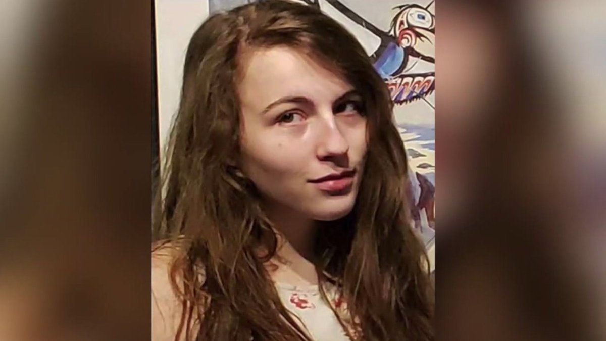 BrandiKruse's tweet image. The reward for information that helps bring missing Bonney Lake teen Lily Christopherson home to her family is now at $5,000. She has been seen in the Tacoma area. Keep a look out. DO THE RIGHT THING. Contact @BLPoliceDept by calling 911. #Q13FOX