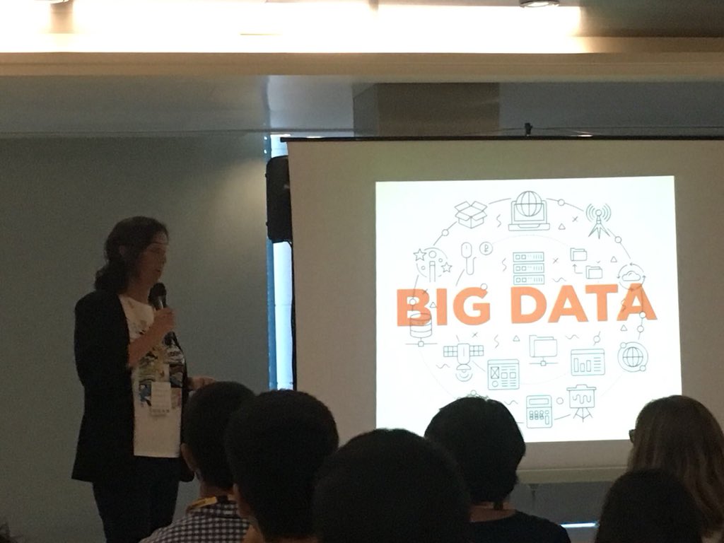 autoritas's tweet image. “El 90% de los datos se han generado en los últimos 2 años” @mjvalor #bigdata #digitalchallenge