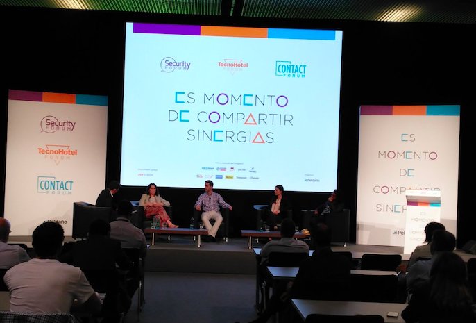 MiriamG_'s tweet photo. Ha sido un verdadero placer compartir la mesa redonda sobre #Blockchain con @ArseCanada @amuda @Oscar_Lage @CuadraLab en el #SecurityForumBCN #ContactForumBCN. Muchas gracias a la organización y a @contactforumES por la invitación! 🙂 https://t.co/FVNoDB3i7E