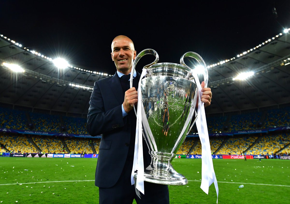 RM13Stats's tweet photo. Zidane como entrenador del Real Madrid:

2 temporadas y media
149 partidos
104 victorias
29 empates
16 derrotas
393 goles a favor
160 goles en contra
9 títulos

El fin de una era. https://t.co/Yor7EI08Si