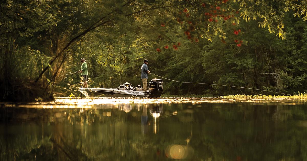 HumminbirdFish's tweet photo. Spending time on the water with your fishing partner this weekend & plan to #AutoChartLive your favorite spots? No sweat, that data can be shared via a #Humminbird ZeroLine Card. Details: https://t.co/kvPvElnvoS | ZeroLine Card: https://t.co/Oz9GDPRPEH https://t.co/uHHlssu3K3