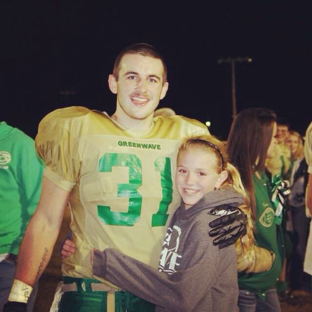 hunnnjadeee's tweet photo. -You’ll forever be missed #31. 💚 https://t.co/3YxZ12Yhe9