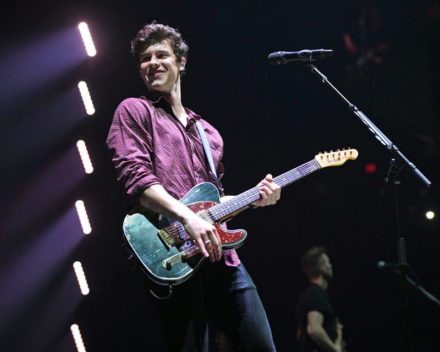 Rolling Stone On Twitter Shawn Mendes Talks About Carbs