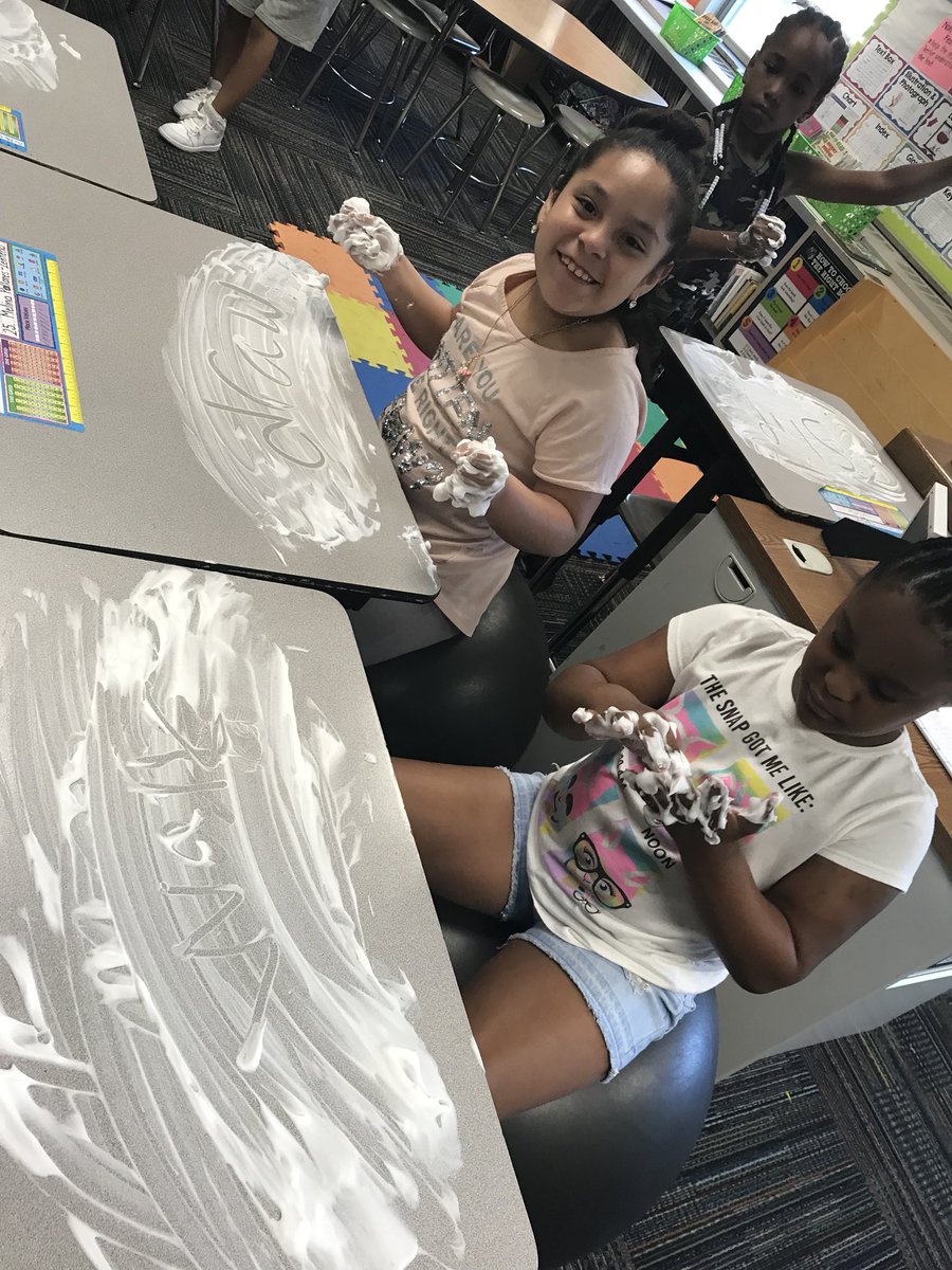 teambthompson's tweet photo. Last day shenanigans! #minutetowinit #games #lastdayofschool #now3rdgraders #imgoingtomissthem #summerbreak #wle #wearewayne https://t.co/YhG3MTdc9j