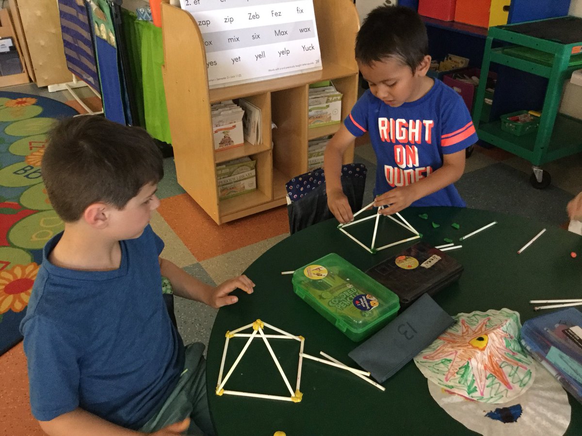 MrsGoetzKinder's tweet photo. 3-D fun in Kindergarten!  @WausauSchDist @WausauFranklin https://t.co/ZANUKYZMNn