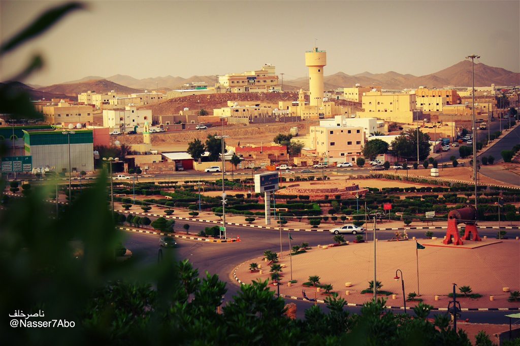 al_mhd1's tweet photo. 🔴عاجل
رشحت اللجنة "ناصر الميزاني" في فرع مسابقة #افضل_صوره_بالمهد إذا كنت ترى أنه يستحق المركز الأول عليك دعمه بالتصويت له من خ��ال إعادة هذه التغريدة🔄.
علماً بأن التصويت لمدة 24 ساعة . #مهد_الذهب@al_mhd1 https://t.co/S5zB74rwJf