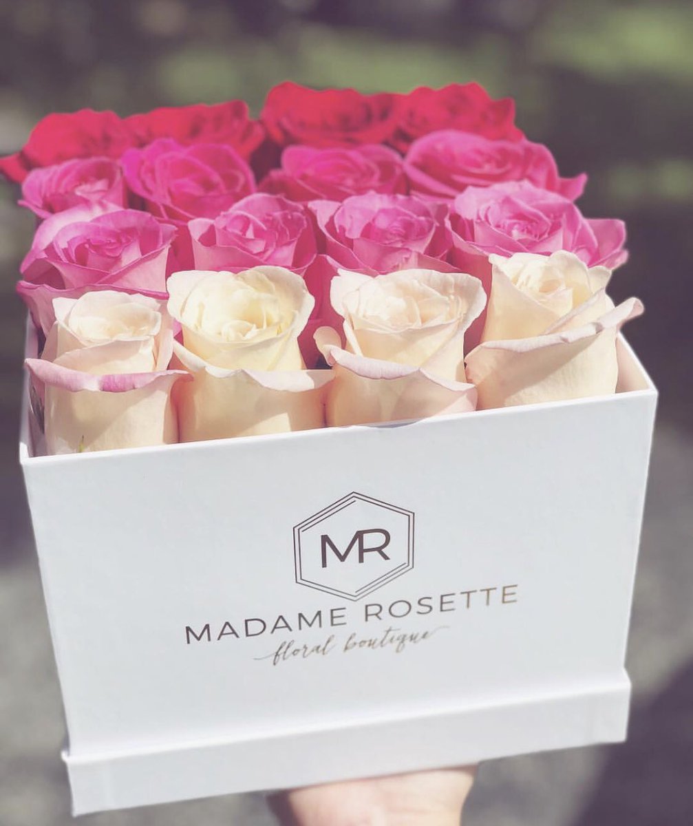 We love ombré pink 💕💕 
#roses #luxuryroses #miami #ThursdayThought 
instagram.com/p/Bjc11VJAOO2/