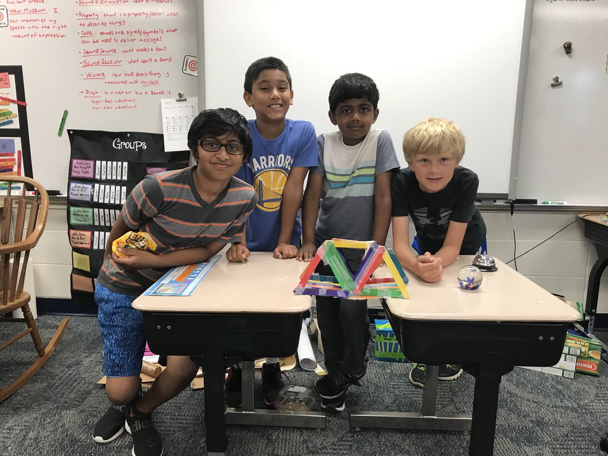 Rindo3rdGW's tweet photo. Bridges completed! #gwgreats #futurearchitects https://t.co/WxkOLFxkoJ
