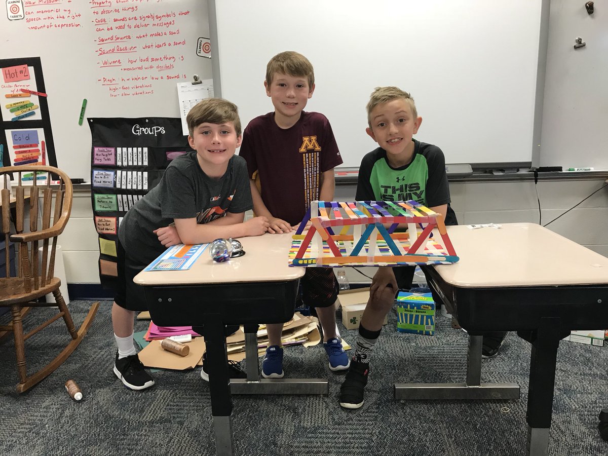 Rindo3rdGW's tweet photo. Bridges completed! #gwgreats #futurearchitects https://t.co/WxkOLFxkoJ