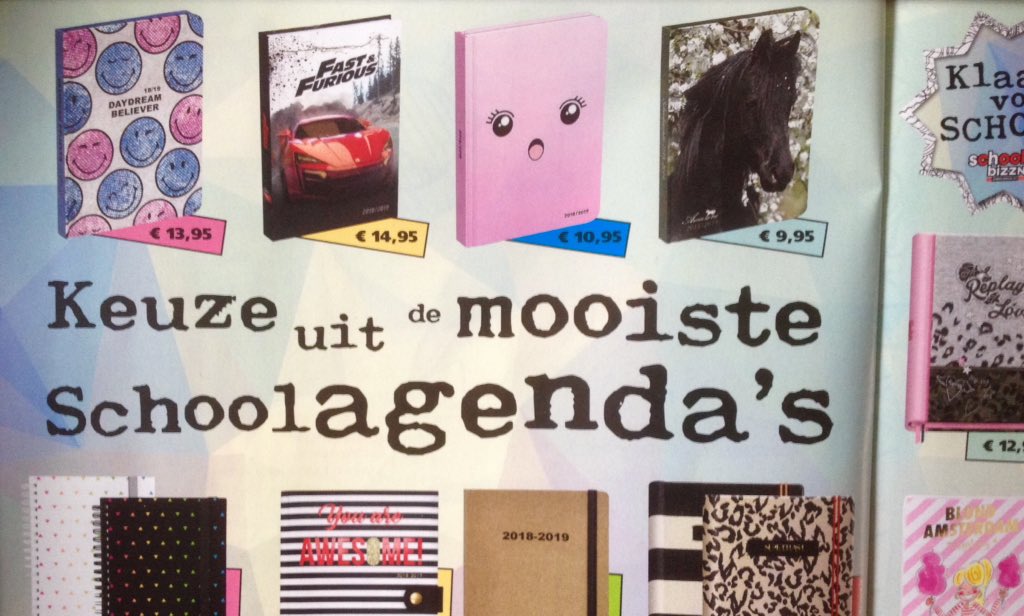 nawijnenpolak's tweet photo. Binnenkort in de brievenbus en nu af te halen in de winkel. De nieuwste #schoolfolder met de leukste #schoolspullen. @BinnertOverdiep @Plukker @BoekOldenzaal https://t.co/3dNR7xl6gd