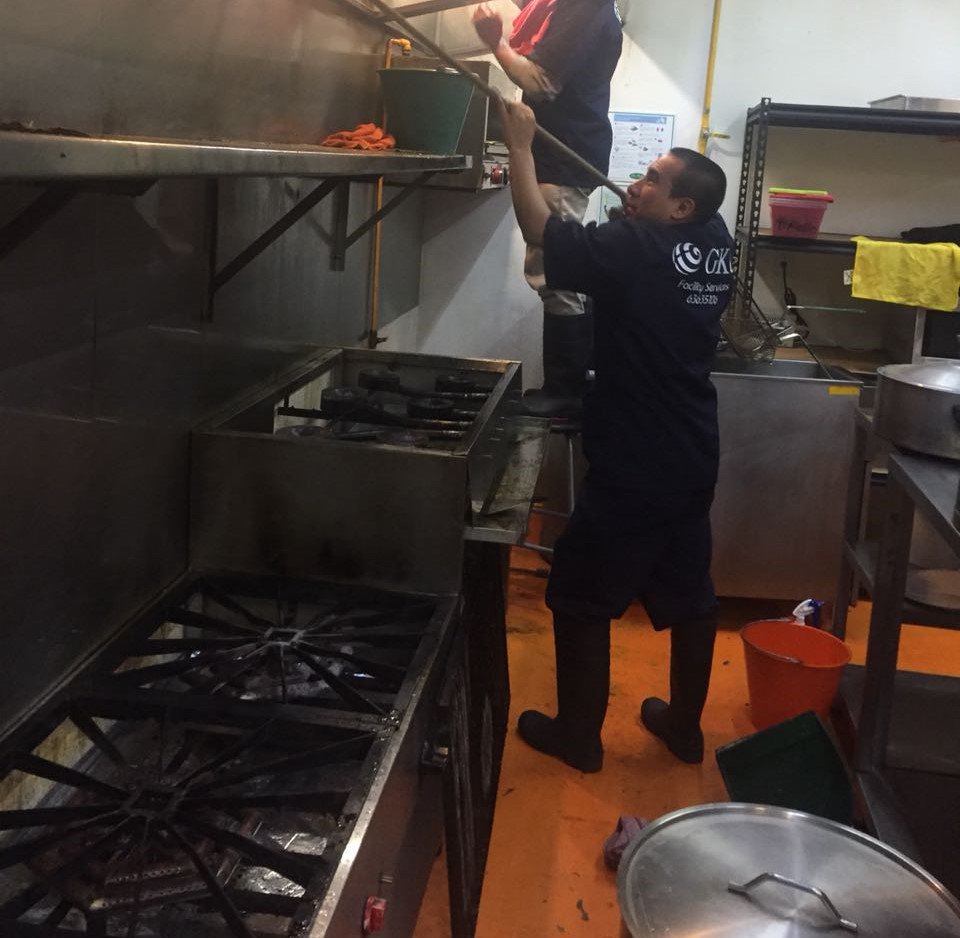 GKC_oficial's tweet photo. Si tienes un #Restaurante aquí te compartimos los mejores #Tips para lograr una limpieza absoluta #GKC #FacilityServices  #DeLaManoContigo
https://t.co/cSbOgDXO4d https://t.co/3G0ANb5qWJ
