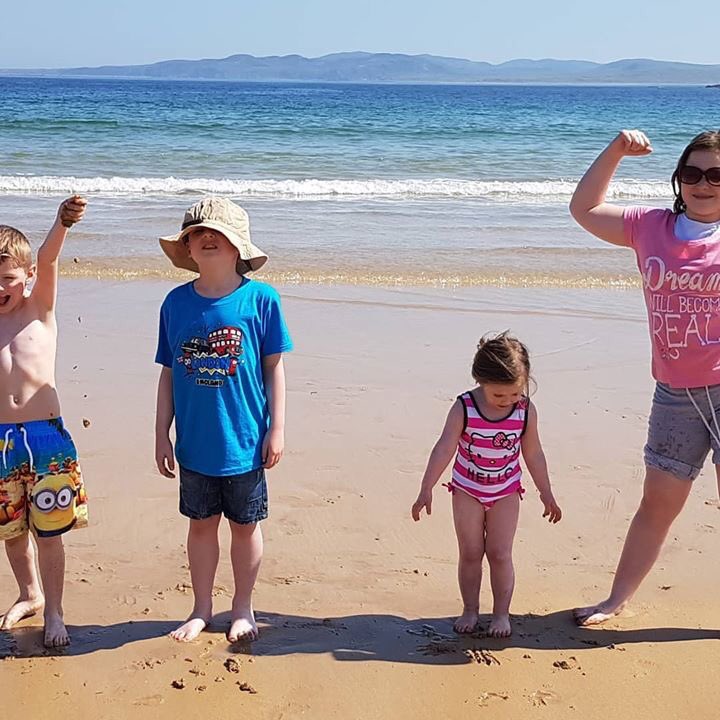 The kiddos on the beach ❤️