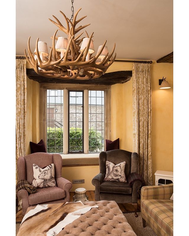 scotbaston's tweet image. Such an amazing place to photograph today. #todaysoffice #propertyshoot and my first property shoot with the new #SonyA7iii Look at the Antlers on that! #Devon #propertyphotography ift.tt/2LMeC37