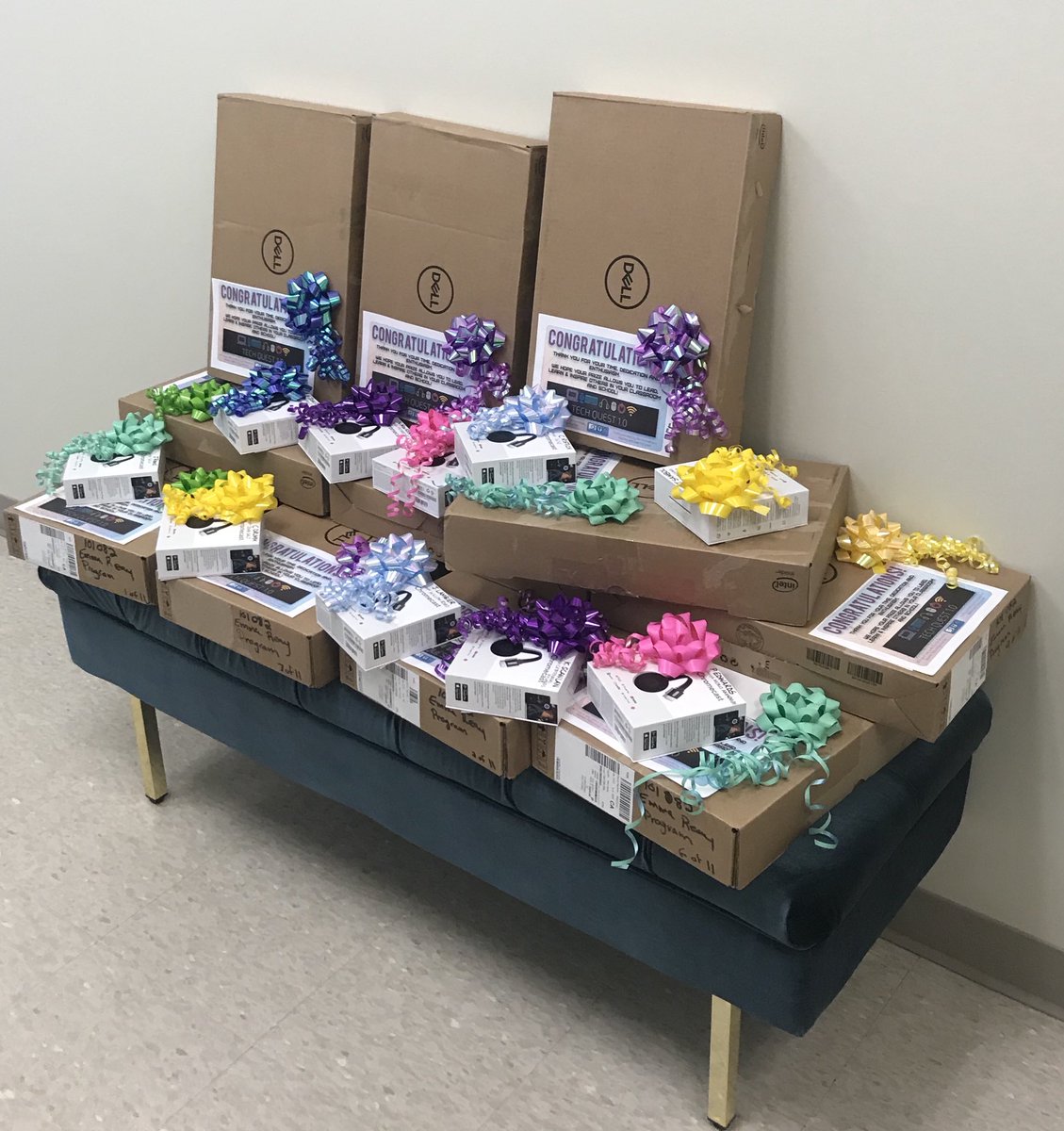 MReijmers's tweet image. Look what has arrived!!! .... Winners of #UGTechQuest can expect deliveries soon @EITCTravels @ReayofSunshine @TScottEducator @JenApgar @ugdsb