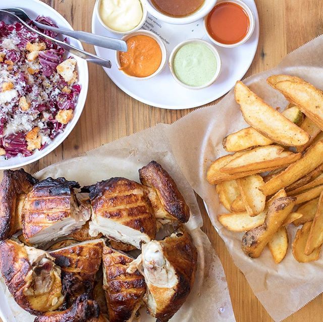 It’s time to eat! 🍗 #bahgawk #pollobravopdx #pinestreetmarket #pdxeats #pdx #eaterpdx #portlandfood #pdxfood ift.tt/2Ld8oZ9