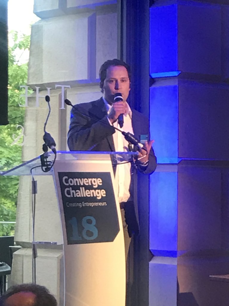 Kelly McCarthy tweet media