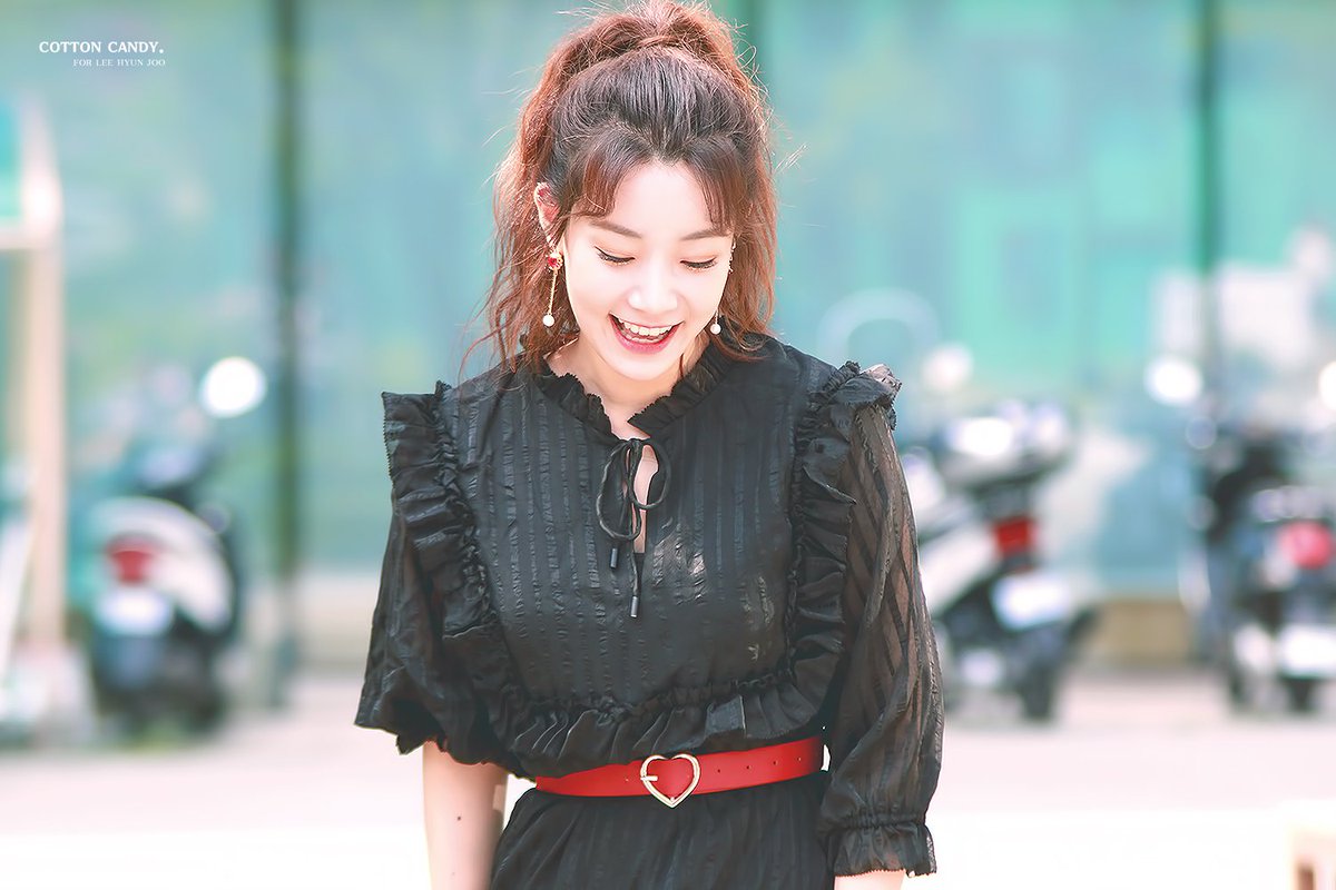 _joojoocandy's tweet photo. 180531 엠카운트다운 미니 팬미팅
#유니티 #UNI_T #UNIT #이현주 #현주 #Hyunjoo @official_uni_T https://t.co/k3OlKgfGQX