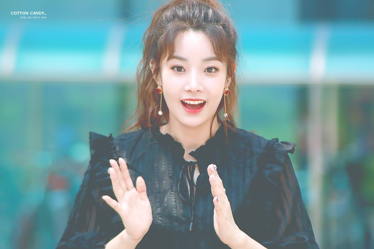 _joojoocandy's tweet photo. 180531 엠카운트다운 미니 팬미팅
#유니티 #UNI_T #UNIT #이현주 #현주 #Hyunjoo @official_uni_T https://t.co/k3OlKgfGQX