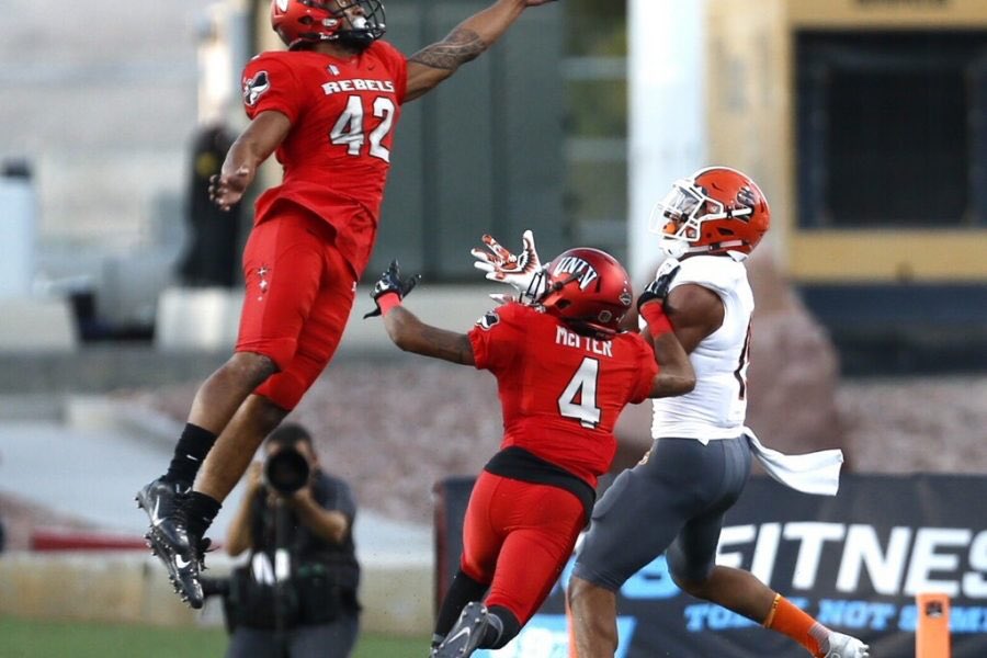 BrantleyDeven's tweet photo. Blessed‼️🙏🏾&amp; proud to receive an offer from UNLV 🙏🏾🏈🖤
#GODbeforeAll #HEYREBELS https://t.co/3A8VbMqU4L