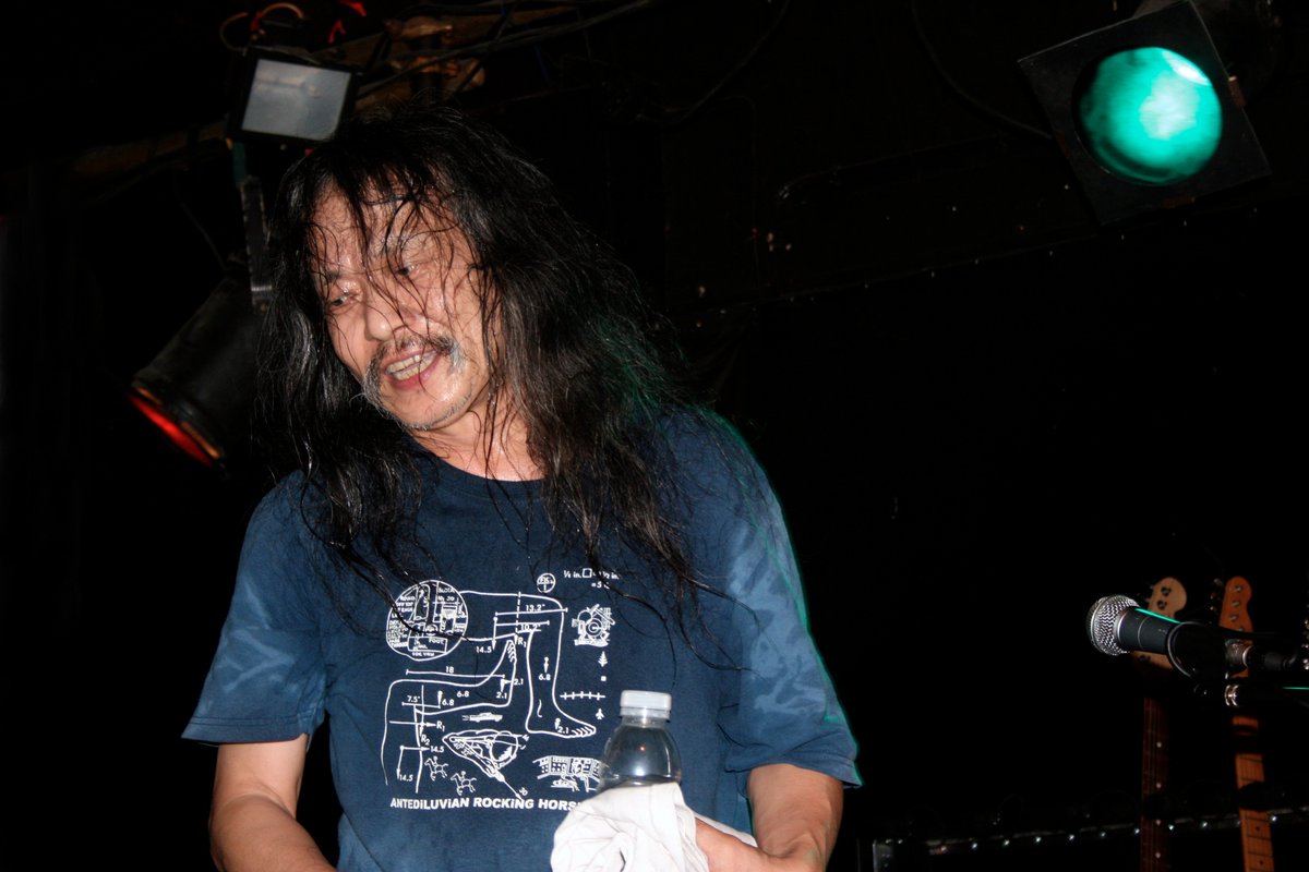 energythefilm's tweet photo. New feature length documentary is on the way about Can frontman Damo Suzuki. 4 years in the making! #Crowdfunding @Indiegogo. Help spread the word using the share links @ https://t.co/0CTuyTvpEX 
Archive photos @nightanddaycafe 2009with @NickMcCabe1/@jeffwootton -#Soundcarriers https://t.co/2vR0sEAC3j