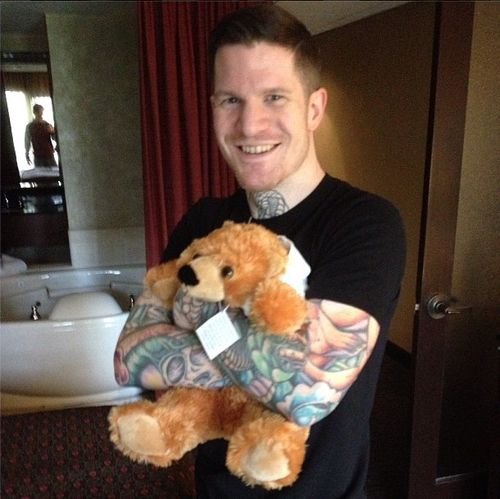 Happy birthday andy hurley you muscly scary angel 