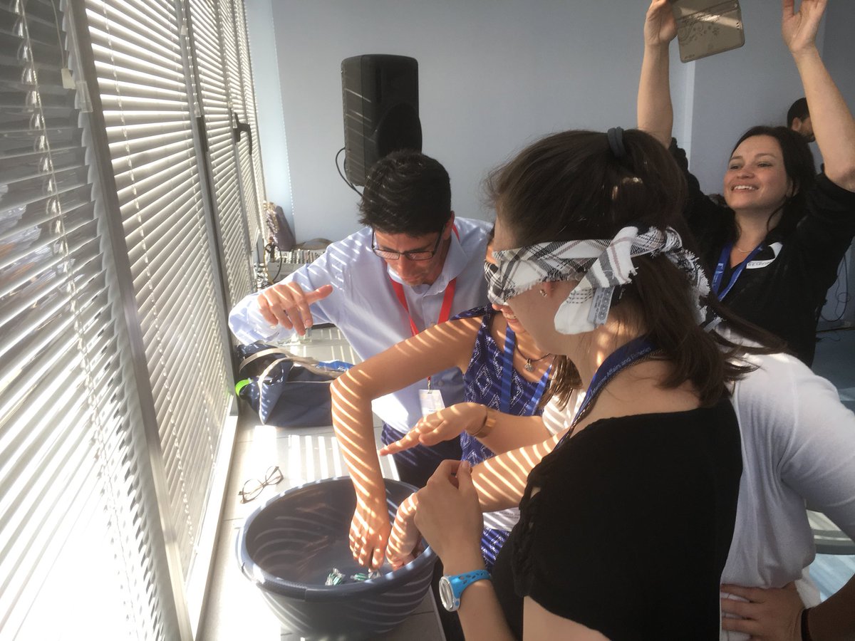 62Iwona's tweet photo. Learning about #fisheries, #oceanliteracy, finite resources, tragedy of the commons & having fun with @ResponSEAble & #ProSea #EMD2018 https://t.co/XsuFbTzo10